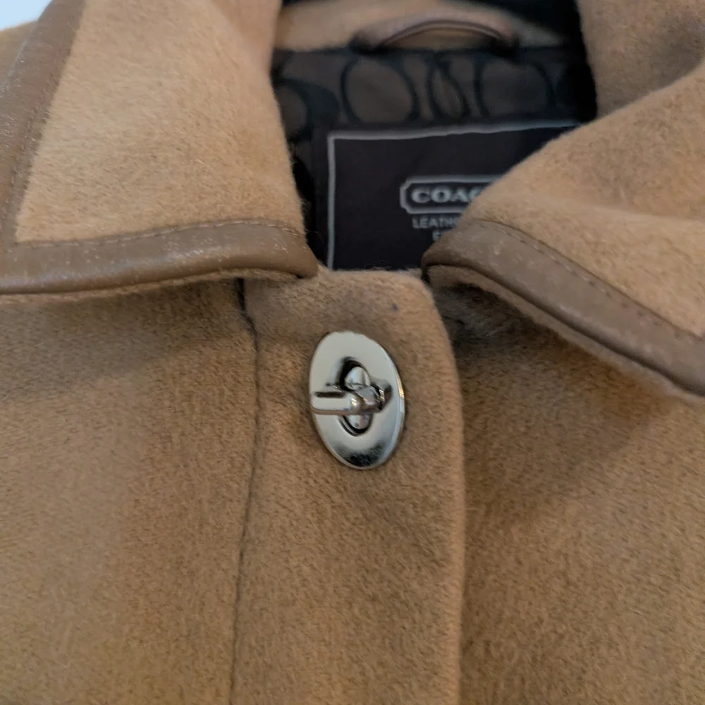 Coach Women's Wool Trench Coat Size Medium - Picture 2 of 8